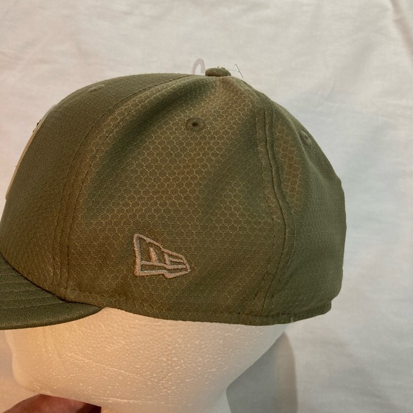 Philadelphia Eagles Salute to Service on field hat! Fitted size 7 1/8, NWT! - Picture 6 of 6